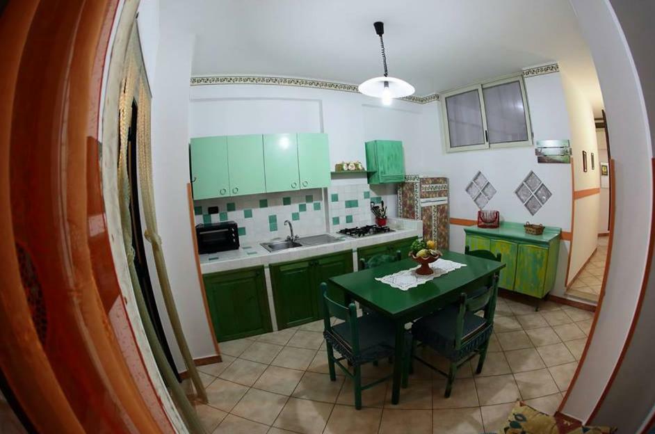 Villa Calidea Бова Марина Екстериор снимка